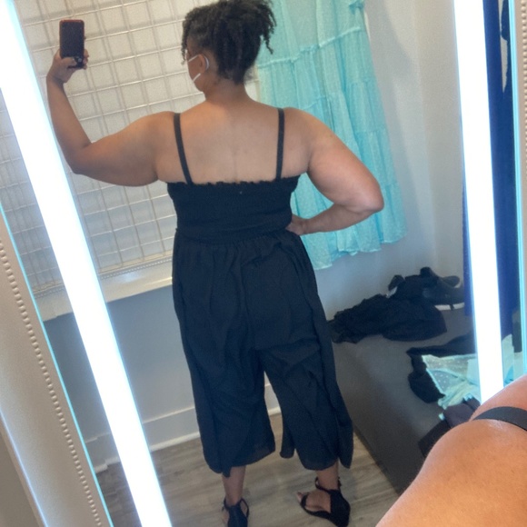 Torrid Crop Gauze Smocked Strapless Beach Jumpsuit, Black, Size 0 (10-12… - Picture 5 of 8